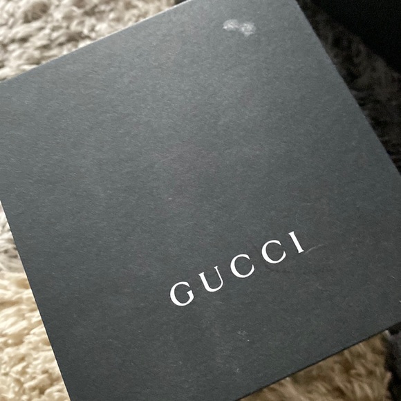 Unisex Gucci watch - Picture 1 of 5